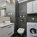 Odra Tower With Free Garage By Renters Breslavia