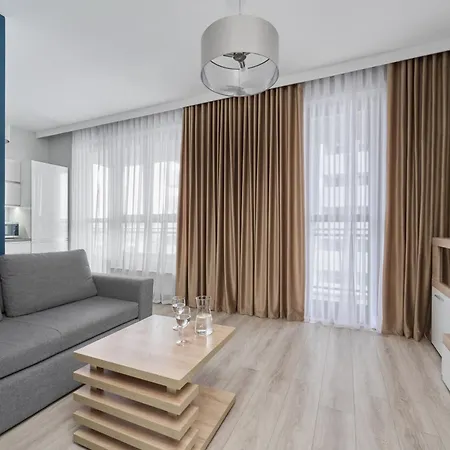 Odra Tower With Free Garage By Renters Апартаменты *