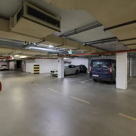 Odra Tower With Free Garage By Renters * Вроцлав